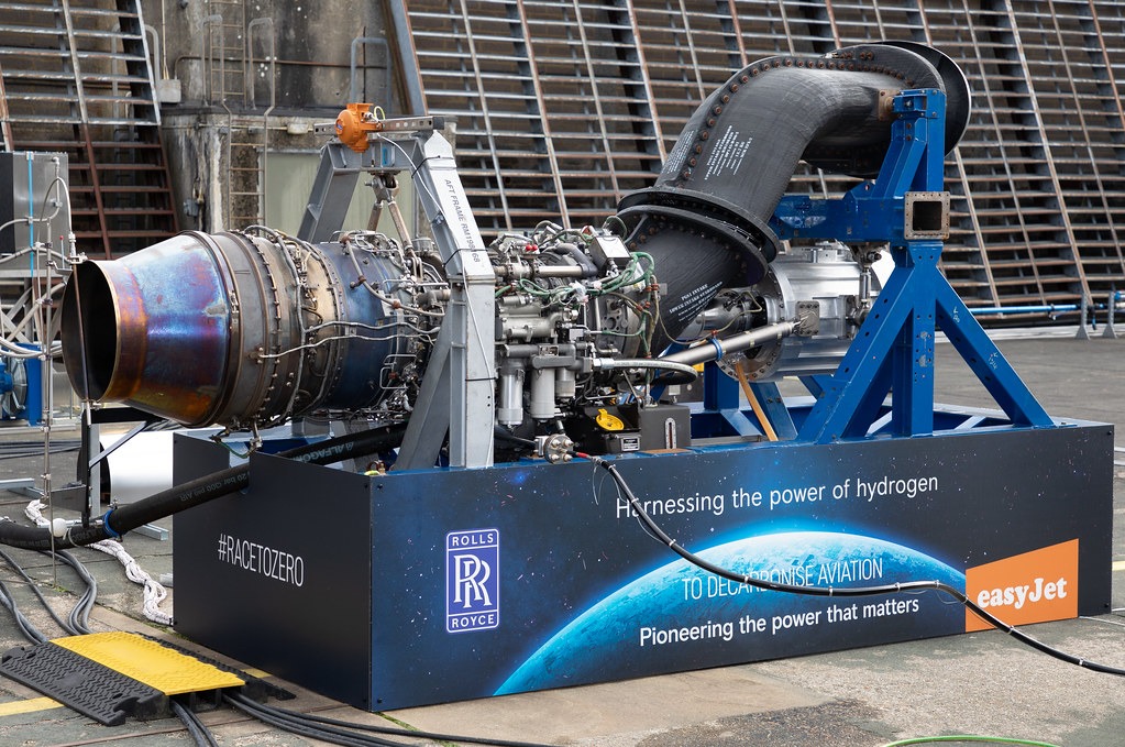 EasyJet successfully tested hydrogen-powered jet engine!